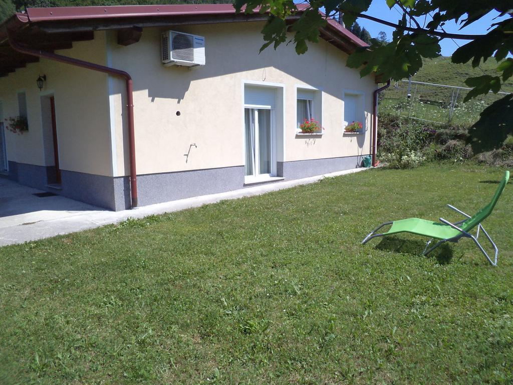 Apartments Petrin Tolmin Habitación foto